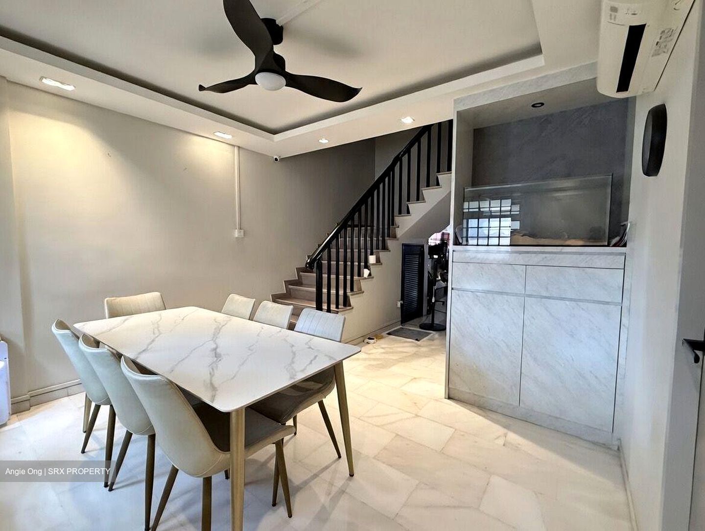 Blk 585 Pasir Ris Street 53 (Pasir Ris), HDB Executive #574184111